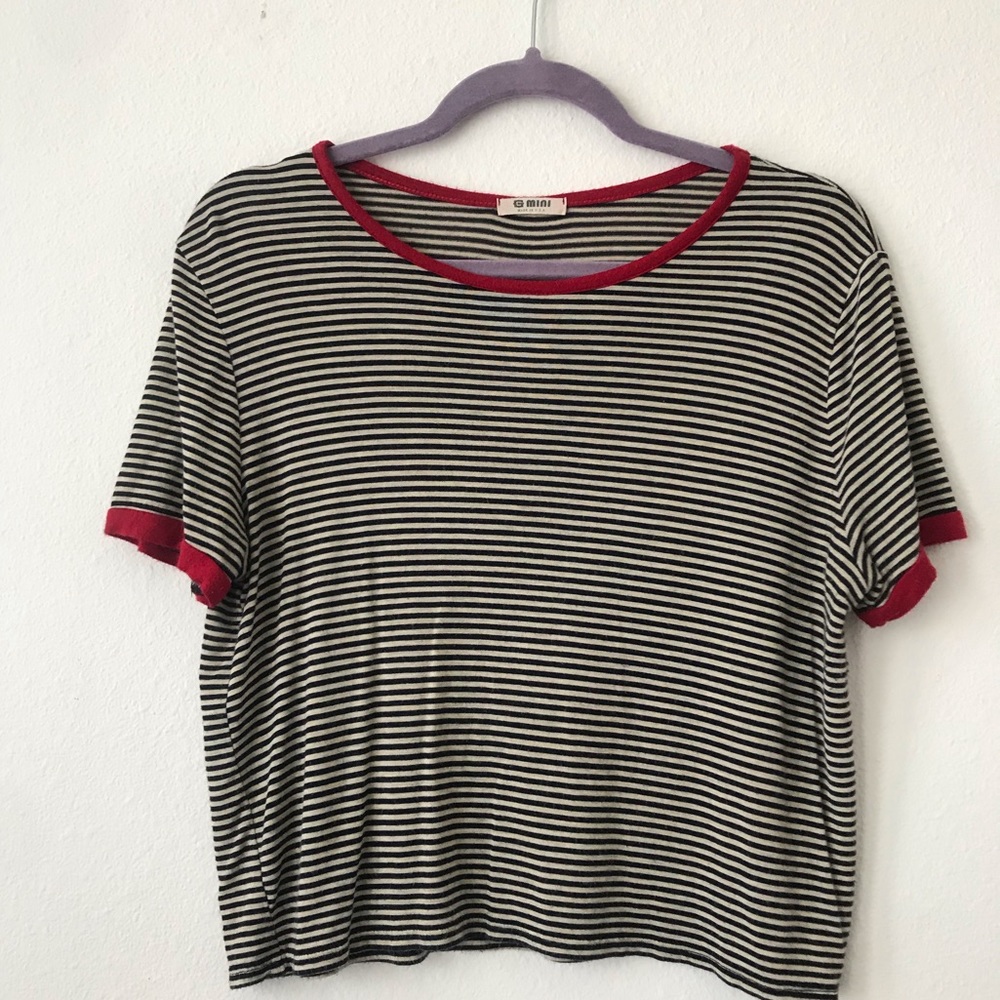 Cropped Striped black white and red t shirt